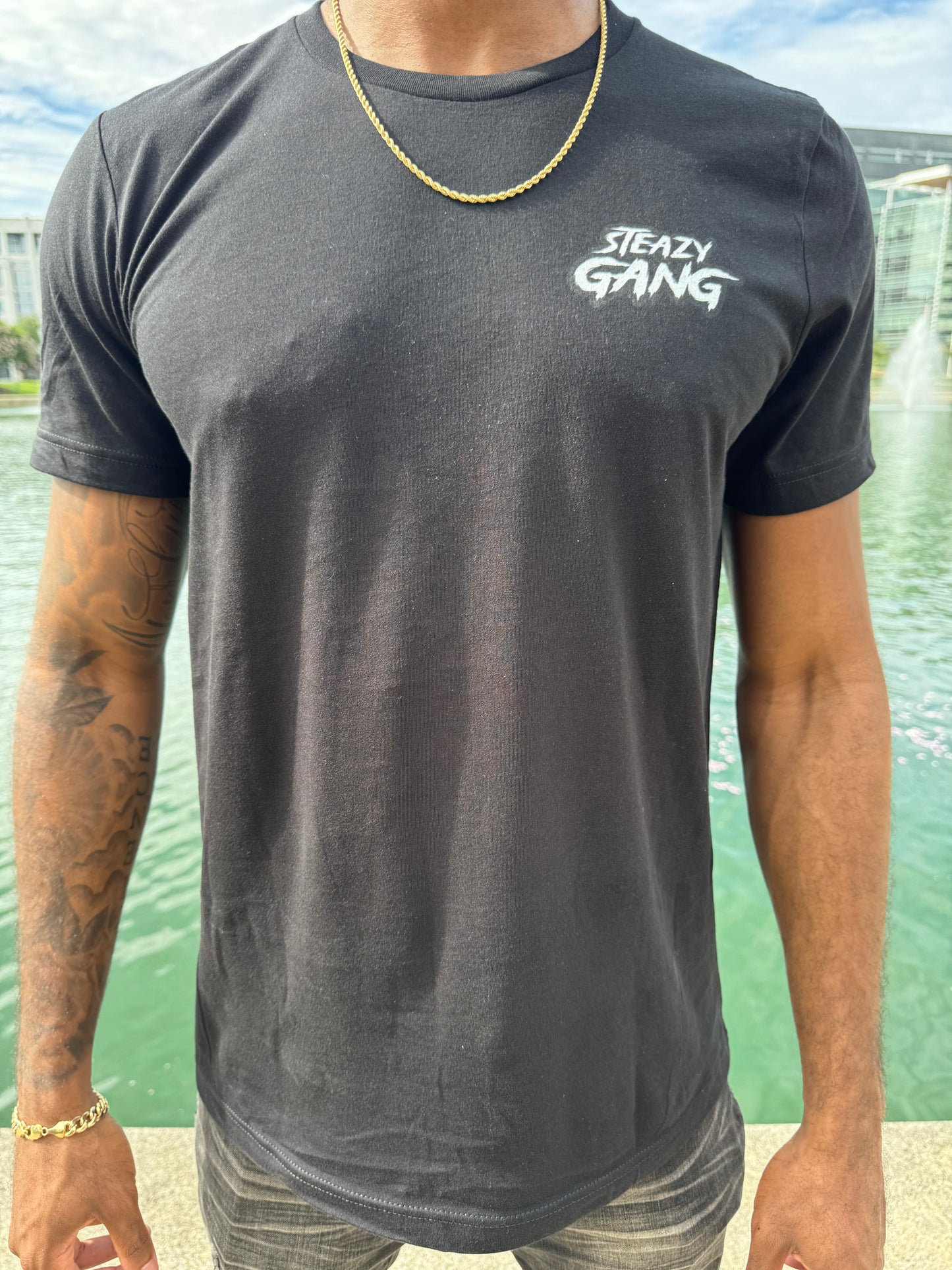 "Can I Grab Them Buns?" TEE BLACK