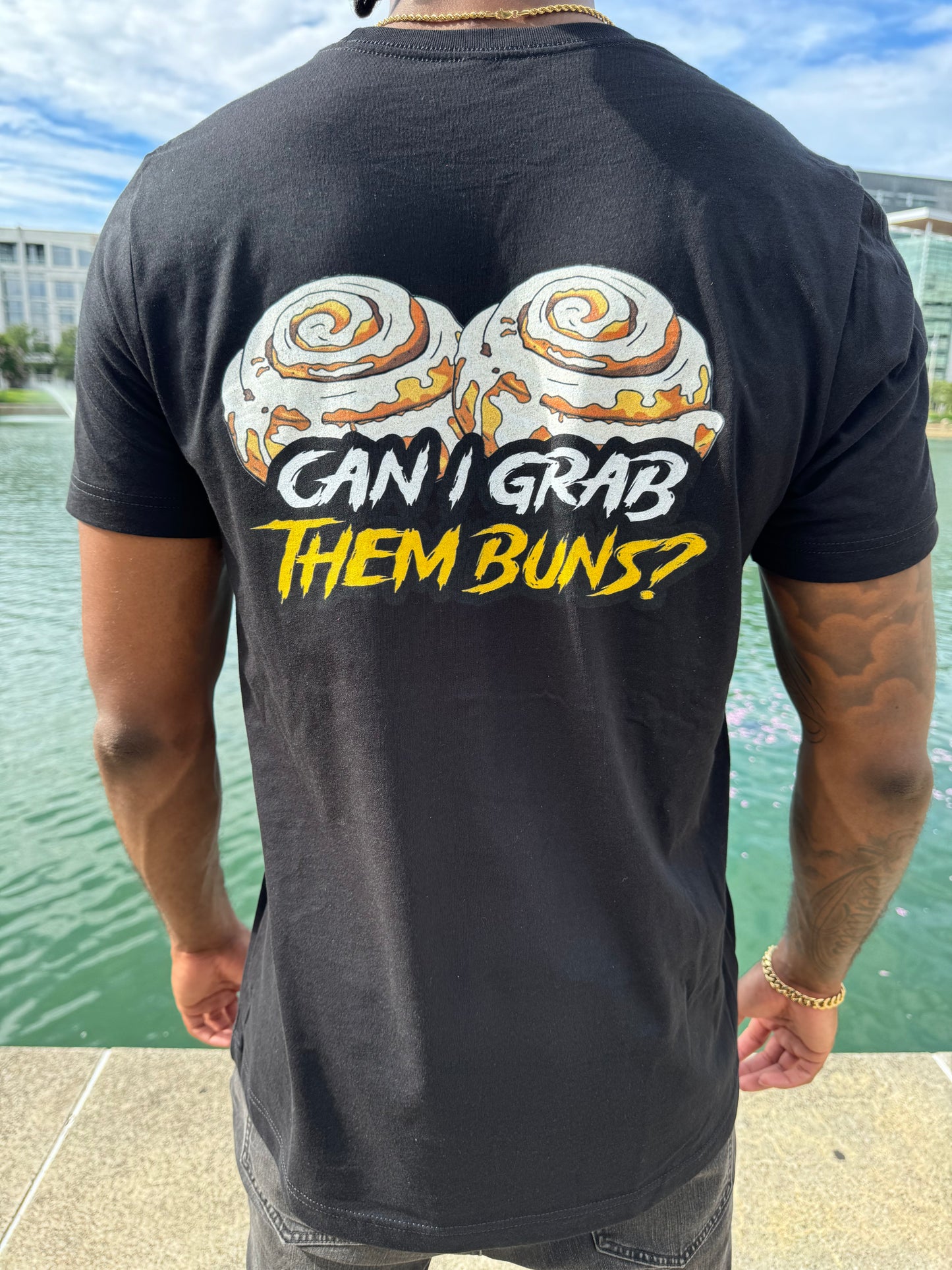"Can I Grab Them Buns?" TEE BLACK